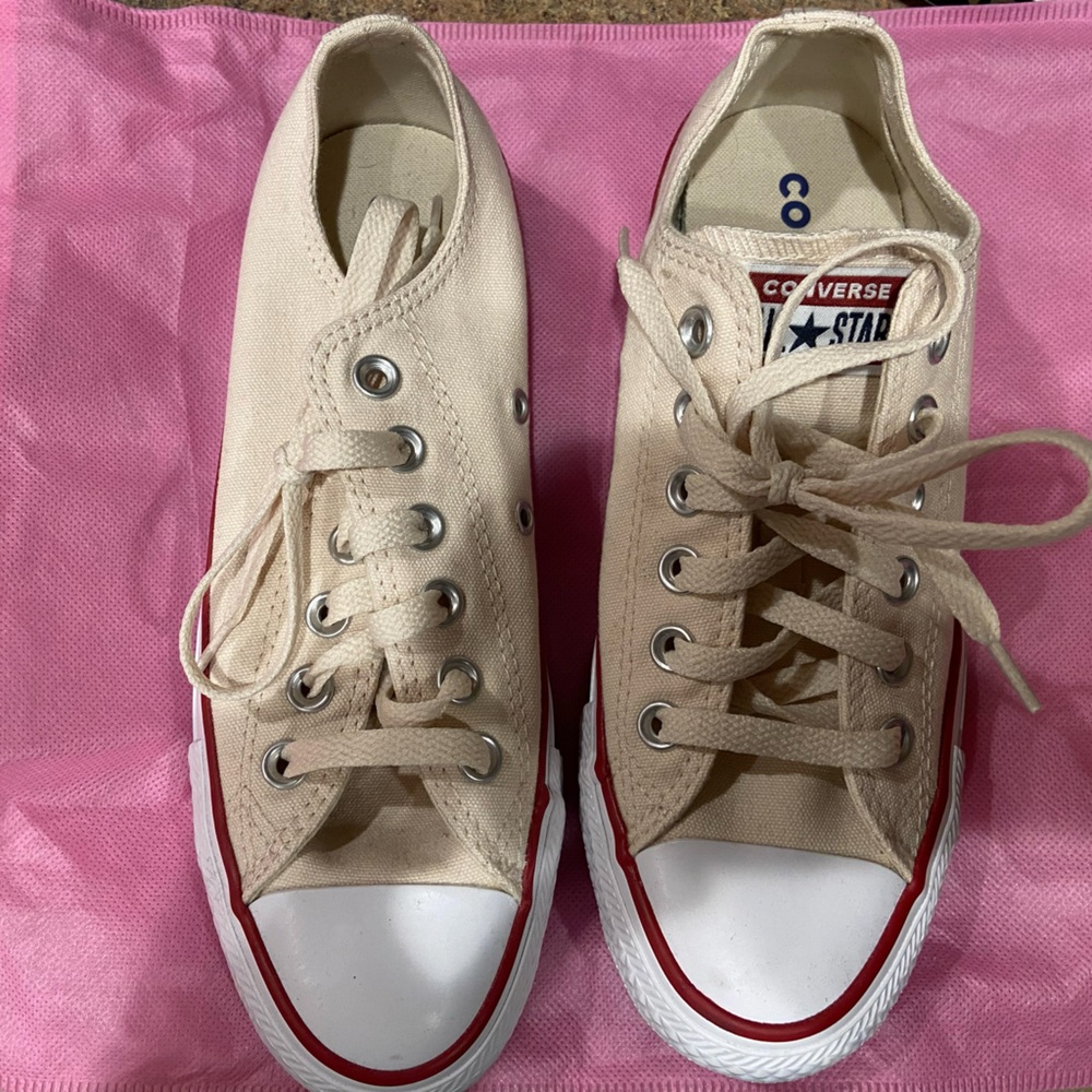 Converse Chuck Taylor, cream color, W6.5